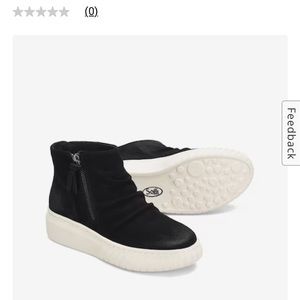 Sofft Portland high top sneaker size 9.5 women’s.  New in box.